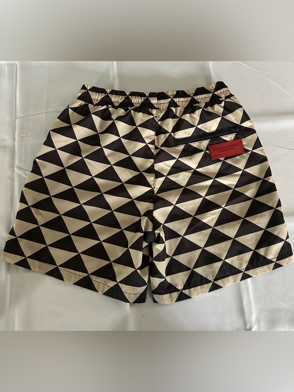 NWOT Maison article premium shorts